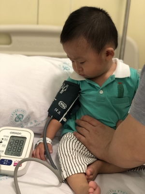 Fabricant patient de câble de Welch compatible Allyn Connex Spot, tuyau du lXi NIBP de Vital Signs de tache
